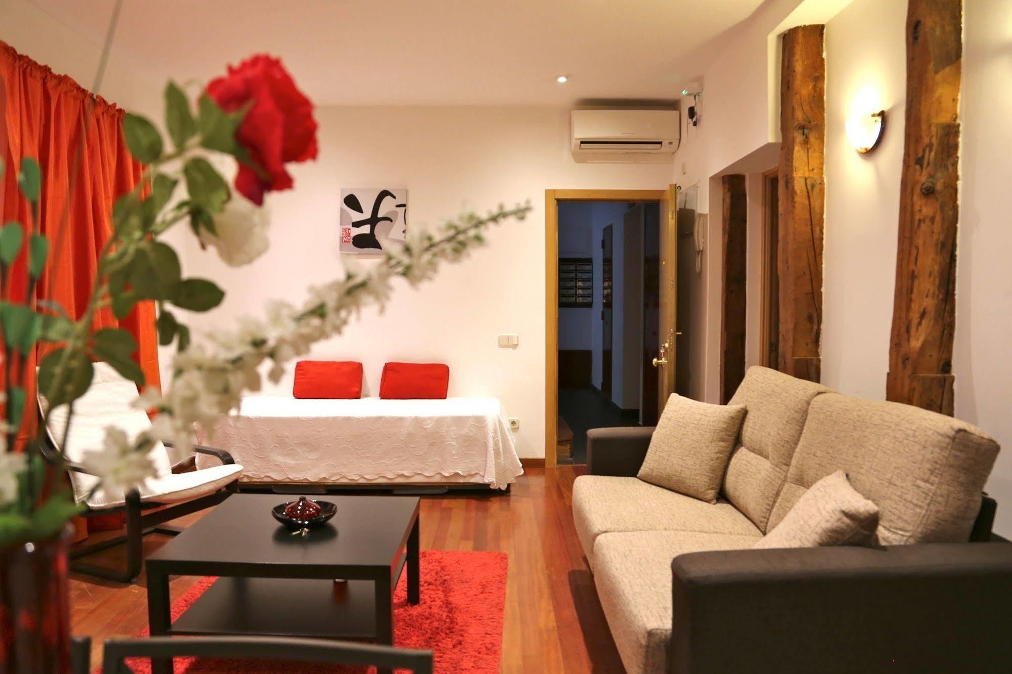 Prado Apartments Madrid Extérieur photo