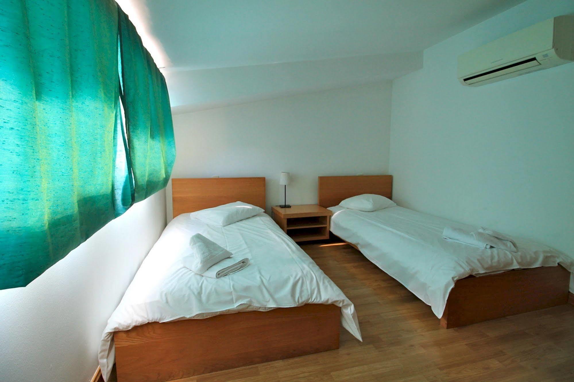 Prado Apartments Madrid Extérieur photo