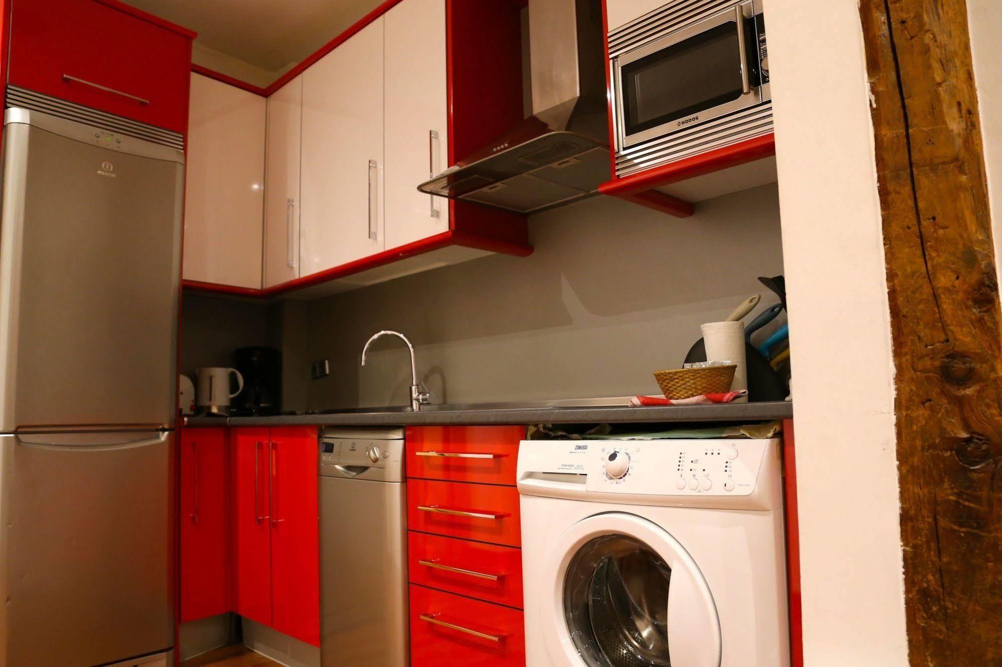 Prado Apartments Madrid Extérieur photo