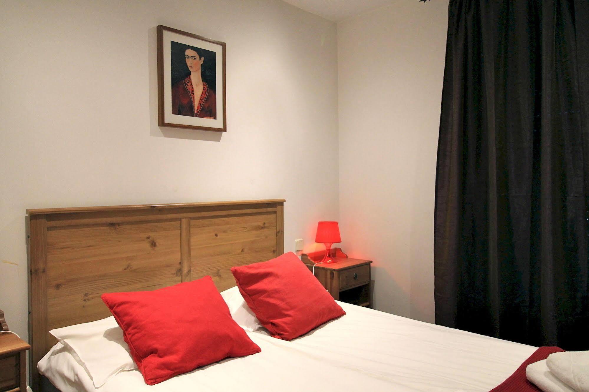 Prado Apartments Madrid Extérieur photo