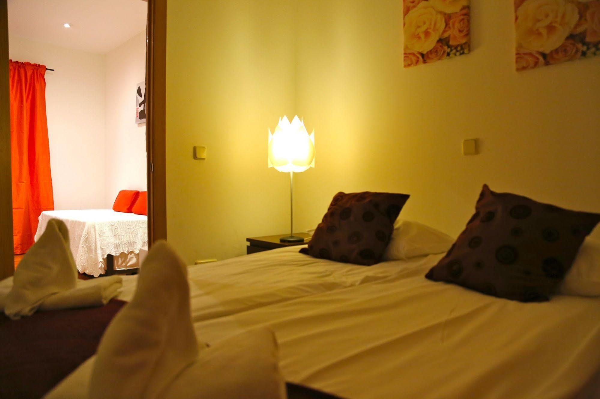 Prado Apartments Madrid Extérieur photo