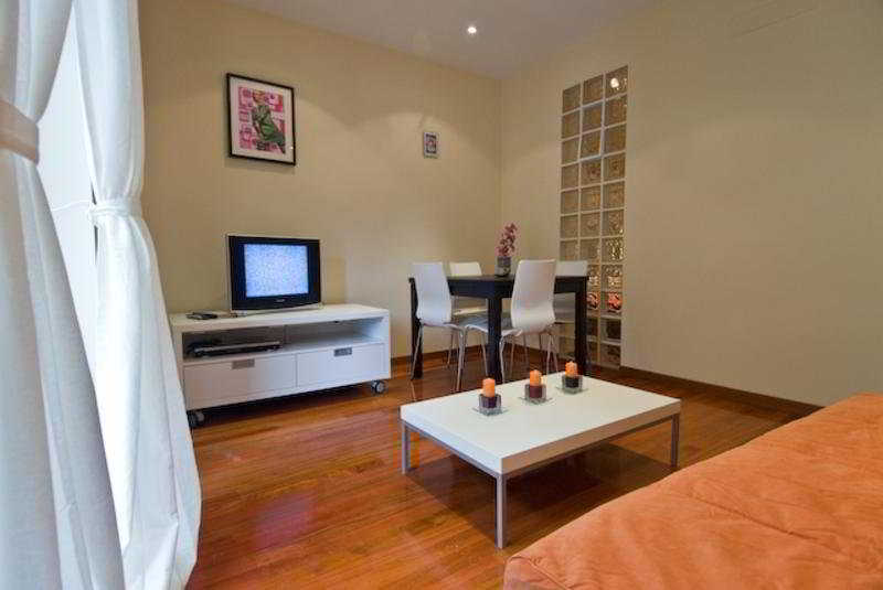 Prado Apartments Madrid Extérieur photo